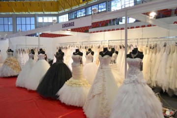 Târgul pentru Nunţi şi Salonul pentru Înfrumuseţare şi-au deschis porţile la Constanţa